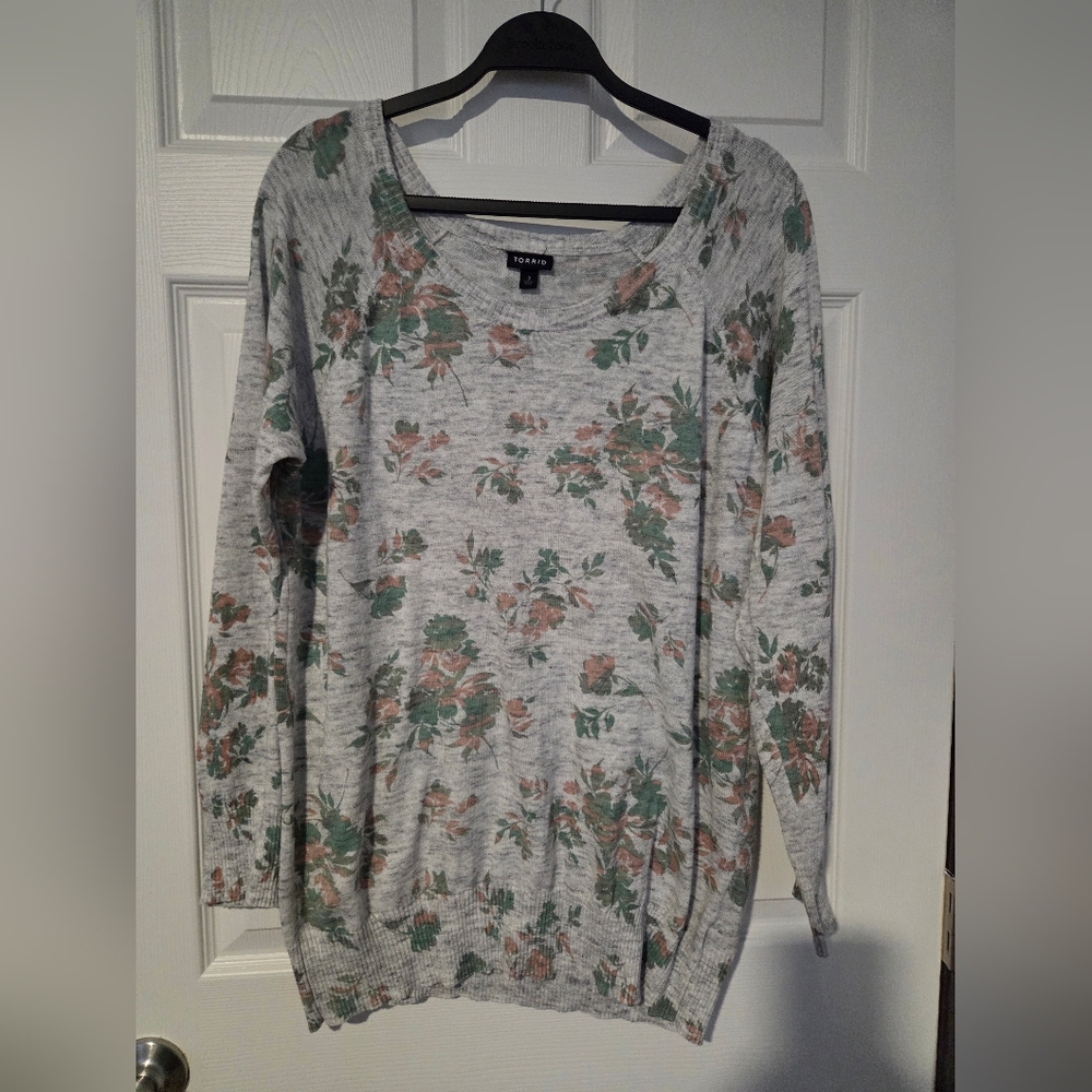 Torrid long sleeve swater